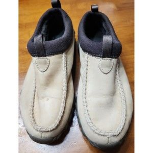 Teva nubuck suede mules size 6